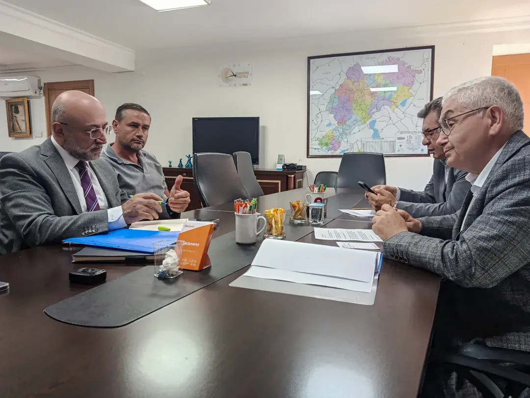 Afyonkarahisar'da Enerji Yatırımları Görüşüldü Afyonkarahisar'da Enerji Yatırımları Görüşüldü
