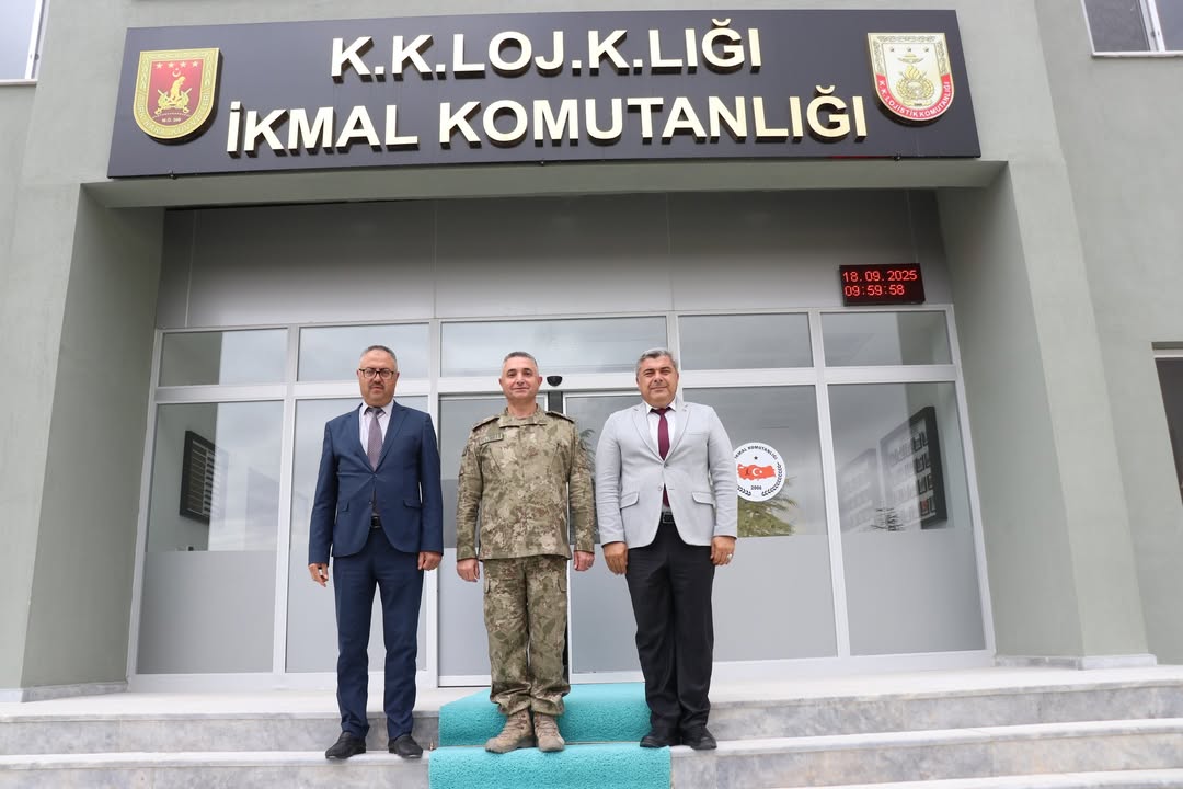 Afyonkarahisar İl Milli Eğitim Müdürü Garnizon Komutanını Ziyaret Etti Afyonkarahisar İl Milli Eğitim Müdürü Garnizon Komutanını Ziyaret Etti